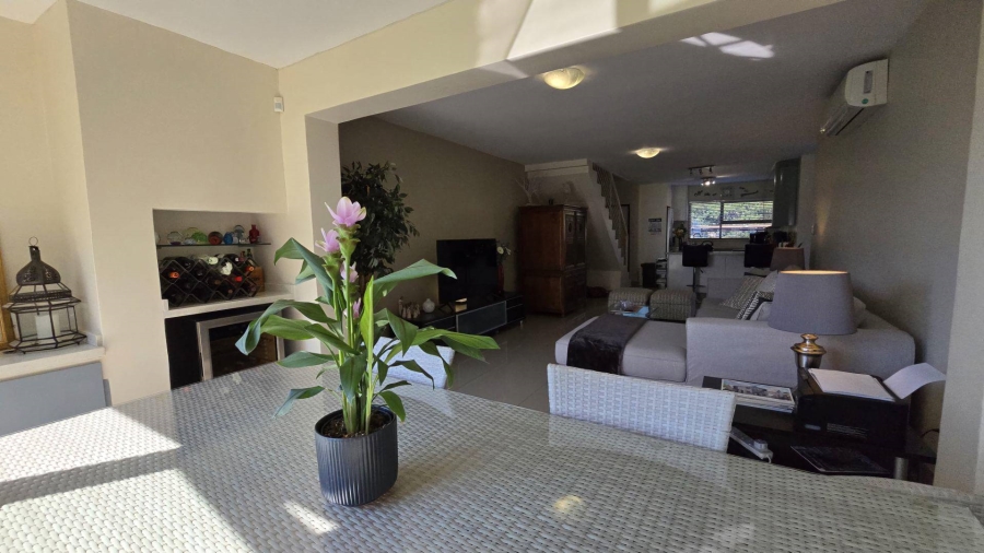 2 Bedroom Property for Sale in Hartbeespoort North West